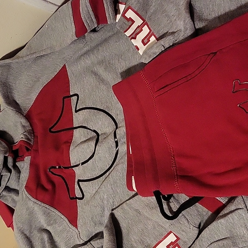 True Religion jogger set used